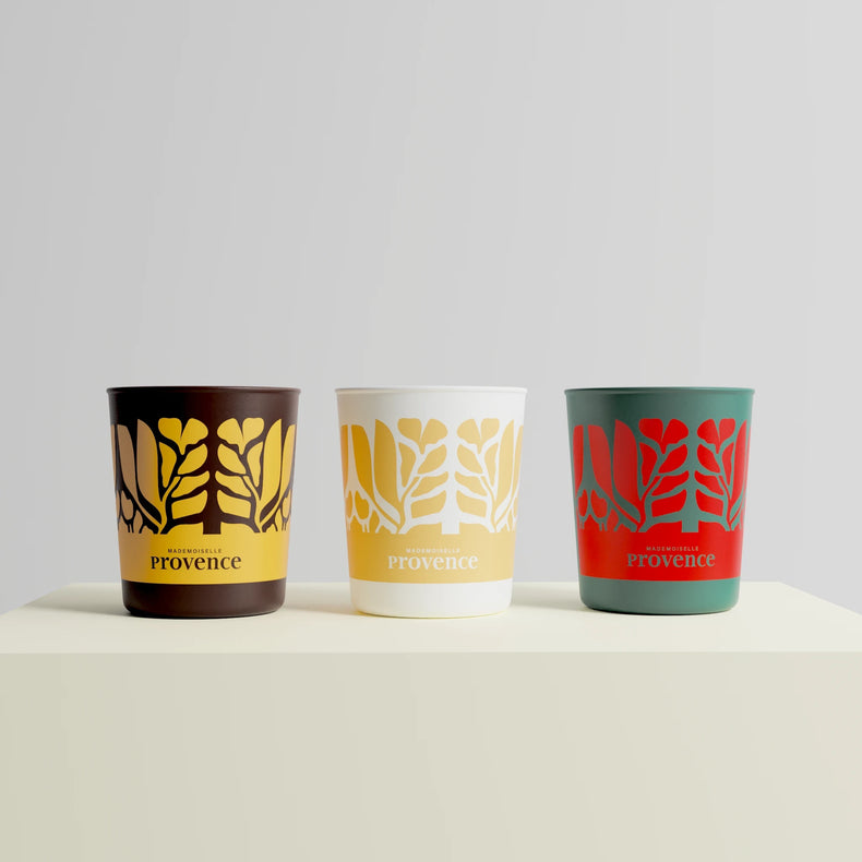 Coffret de 3 mini bougies édition limitée de Noel, Mademoiselle Provence. Parfums gourmands de Calisson, Pain d'épices et orangette