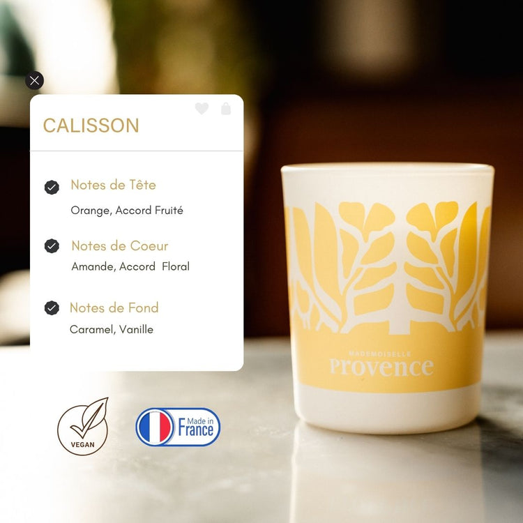 Bougie parfumée calisson, aux notes d'orange, melon, amande et caramel miel. Imaginé à Grasse pour Mademoiselle Provence.