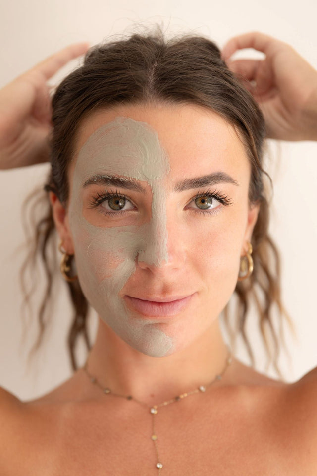 Masque à l'argile verte purifiante pour le visage, anti peau grasse et acné par Mademoiselle Provence