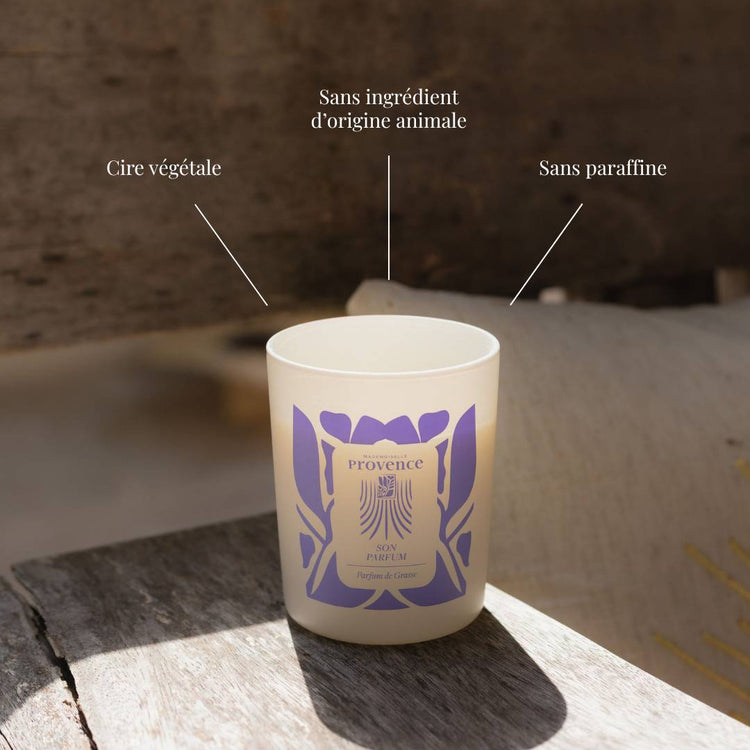 Bougie signature Mademoiselle Provence, en cire végétale
